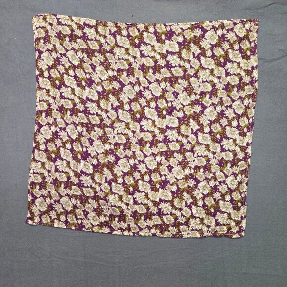 Milkbarn Floral Print Organic Bamboo Muslin Burp Cloth Purple & Cream - Picture 1 of 5